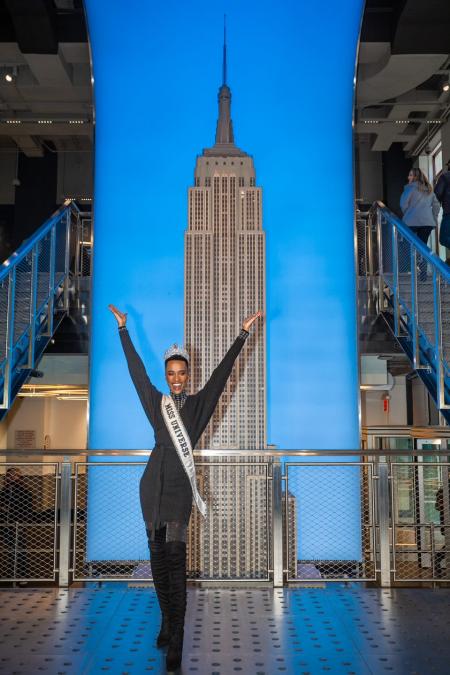 Miss Universe visits the Empire State Building