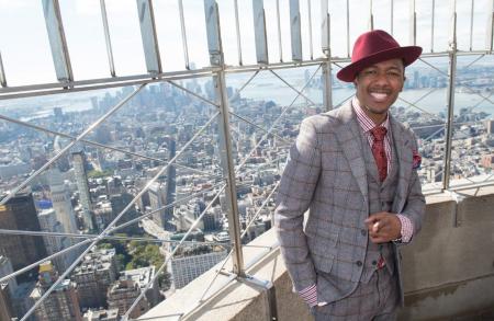 Nick Cannon visits the Empire State Building