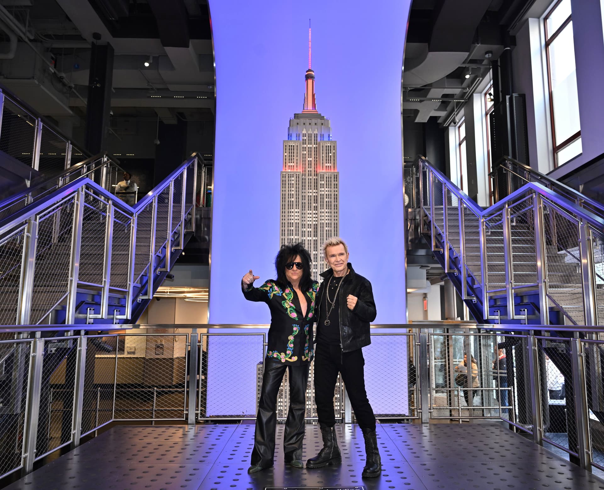 Steve Stevens and Billy Idol with the ESB model