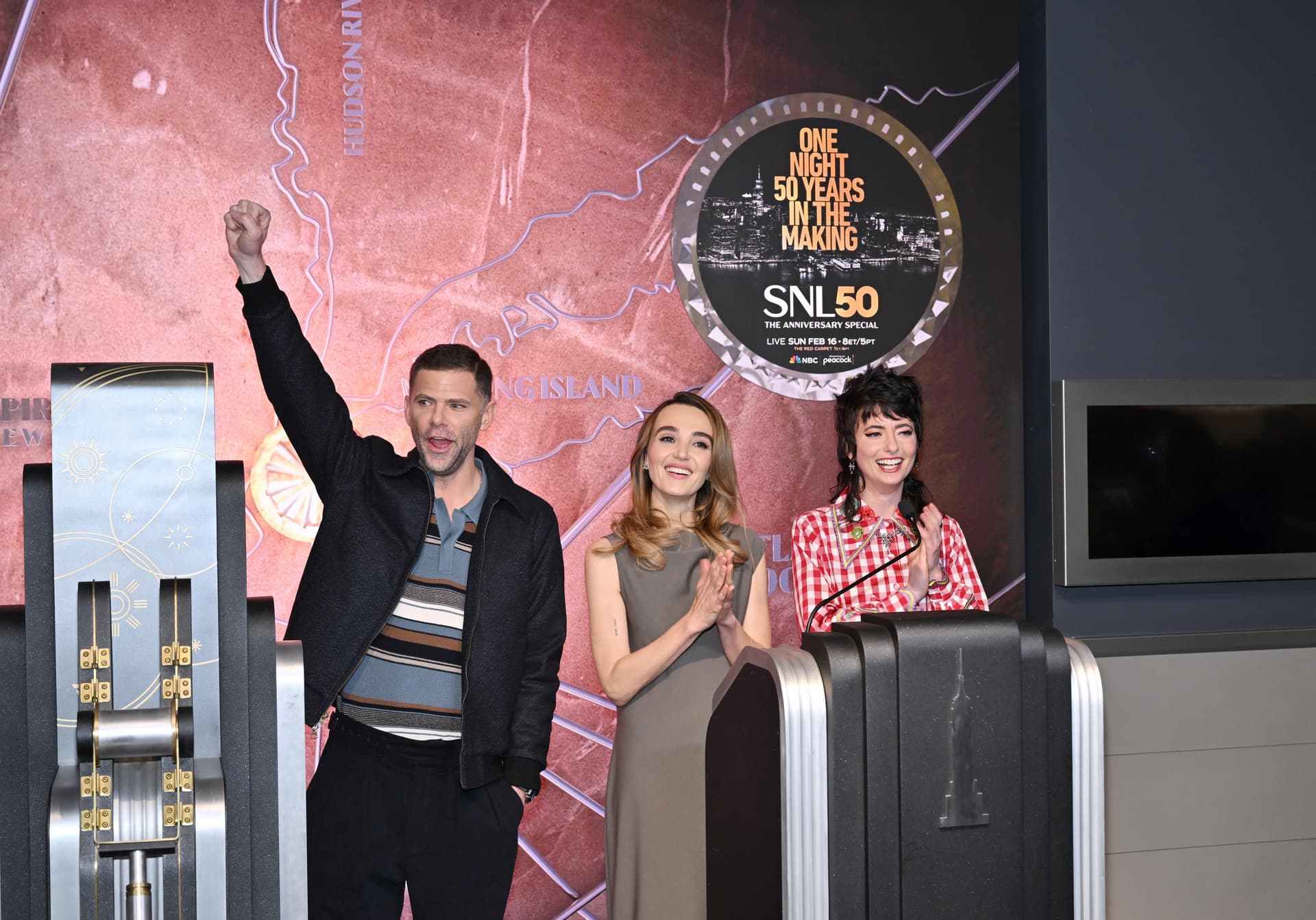 Chloe Fineman, Mikey Day and Sarah Sherman at the lighting ceremony