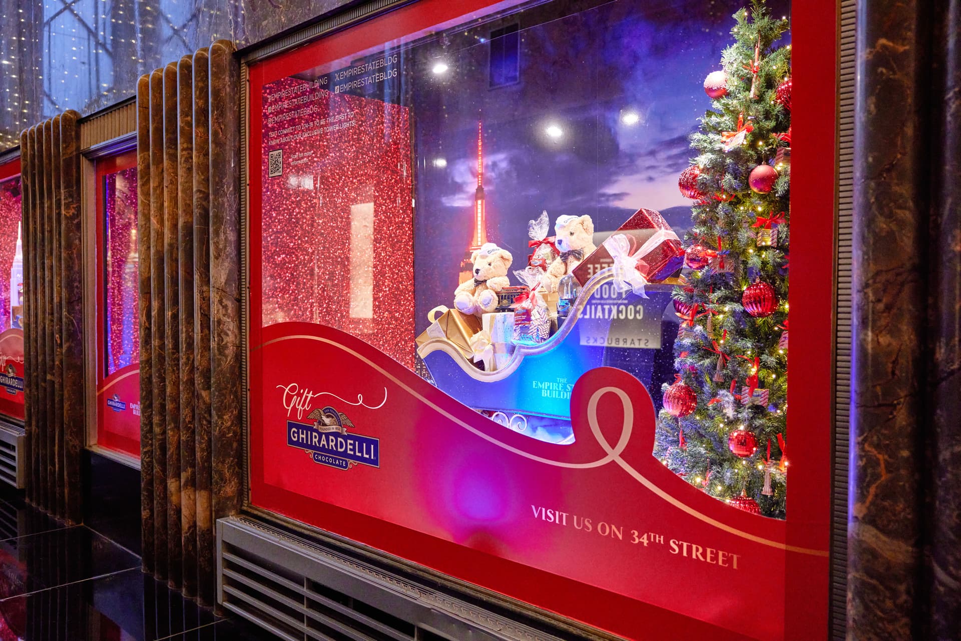 Fifth Avenue Holiday Windows