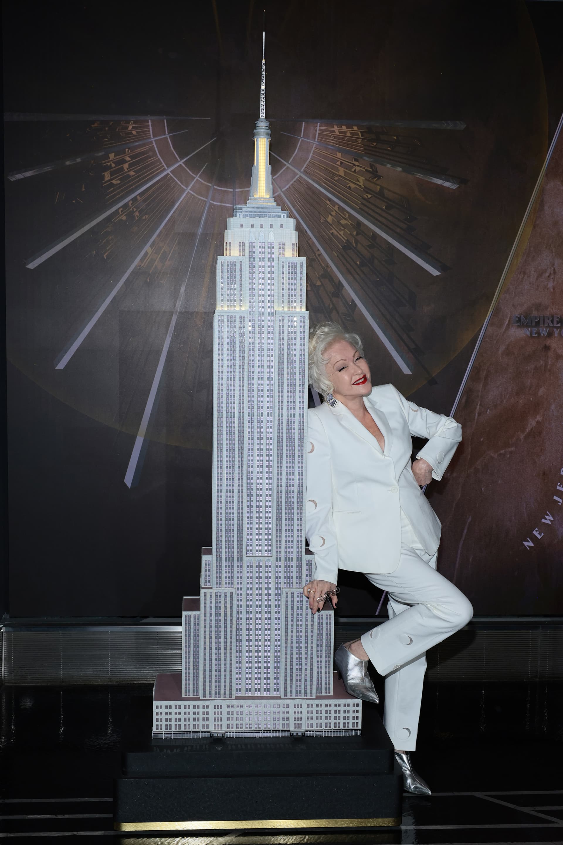 Cindy Lauper with the Empire State Building model
