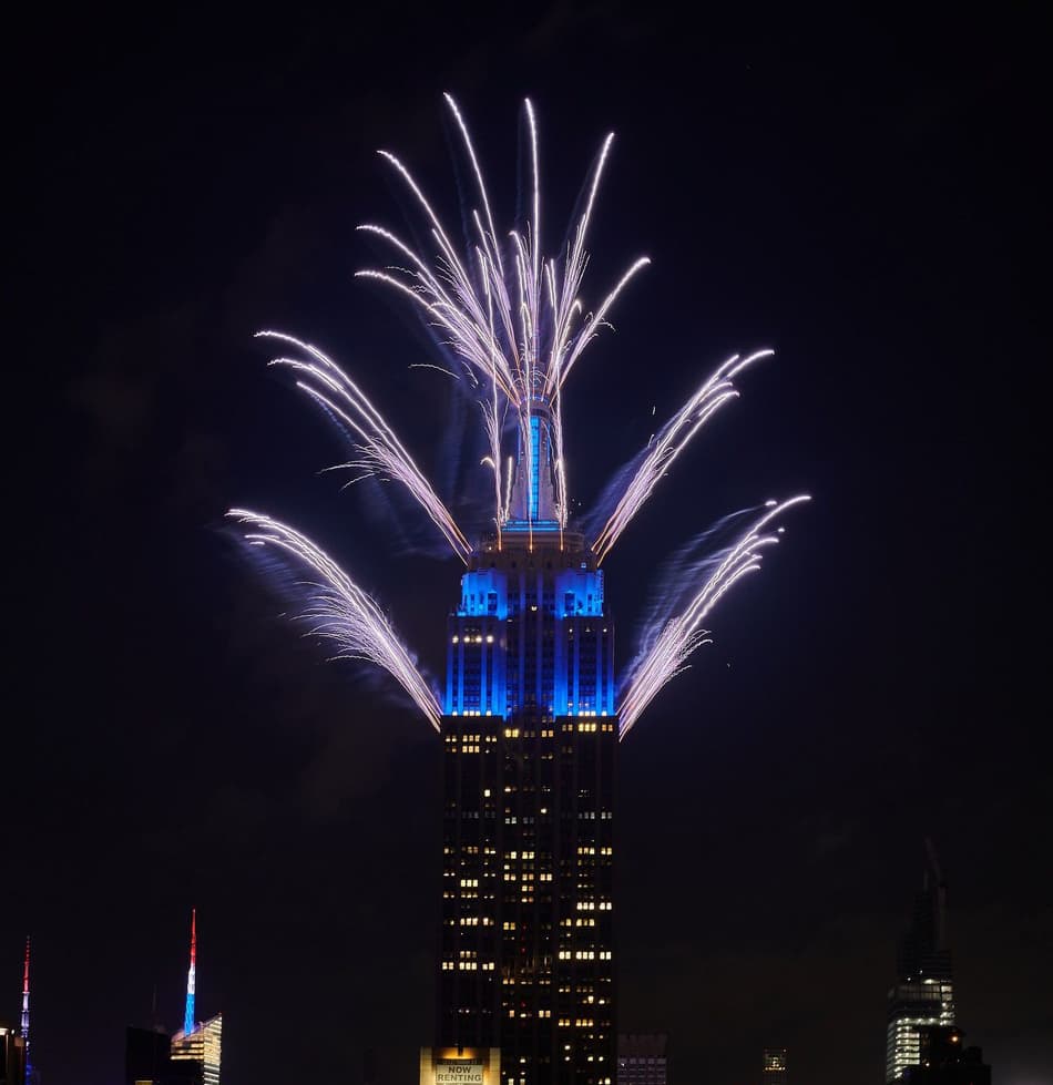Macys Fireworks at Empire State Building