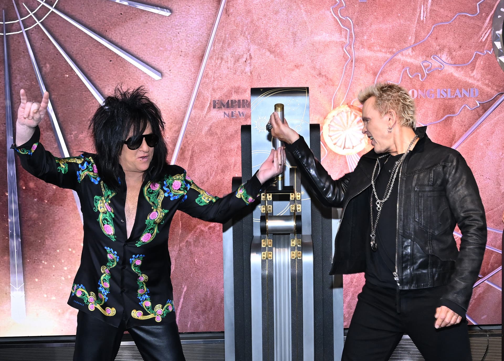 Steve Stevens and Billy Idol flip the switch at ESB