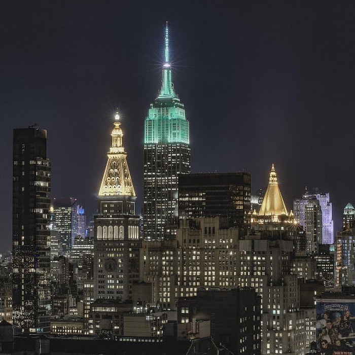 Empire State Building à noite