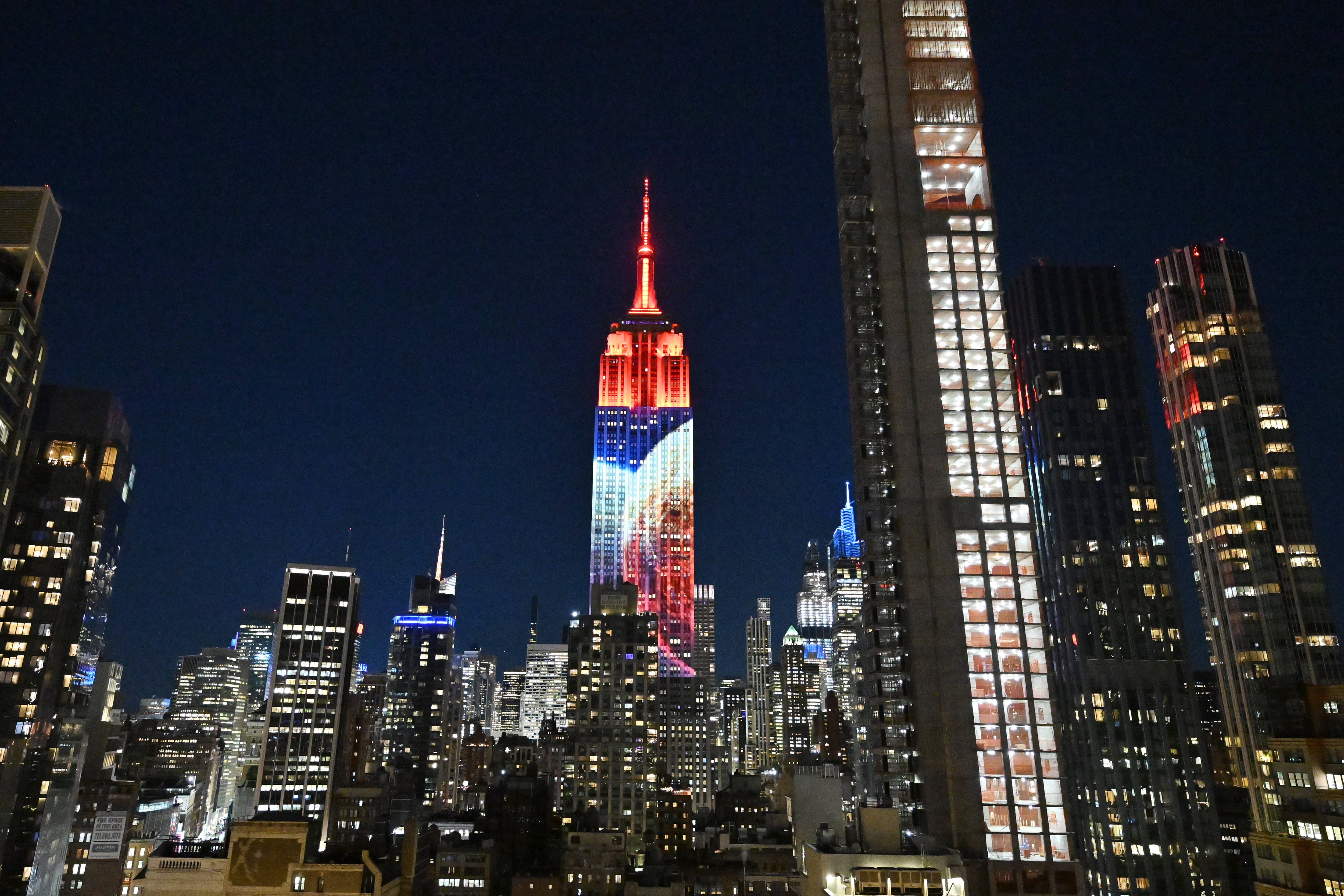 Empire State Building Star Wars Lights