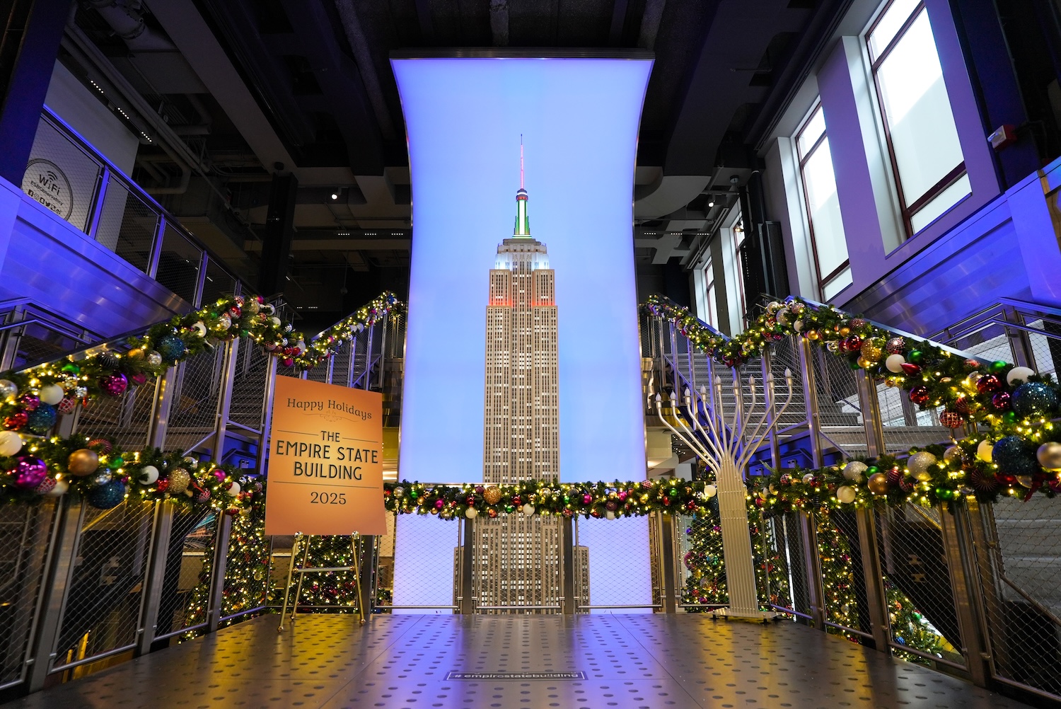 Looking for what to do this holiday season in nyc? check out the Empire State Building!
