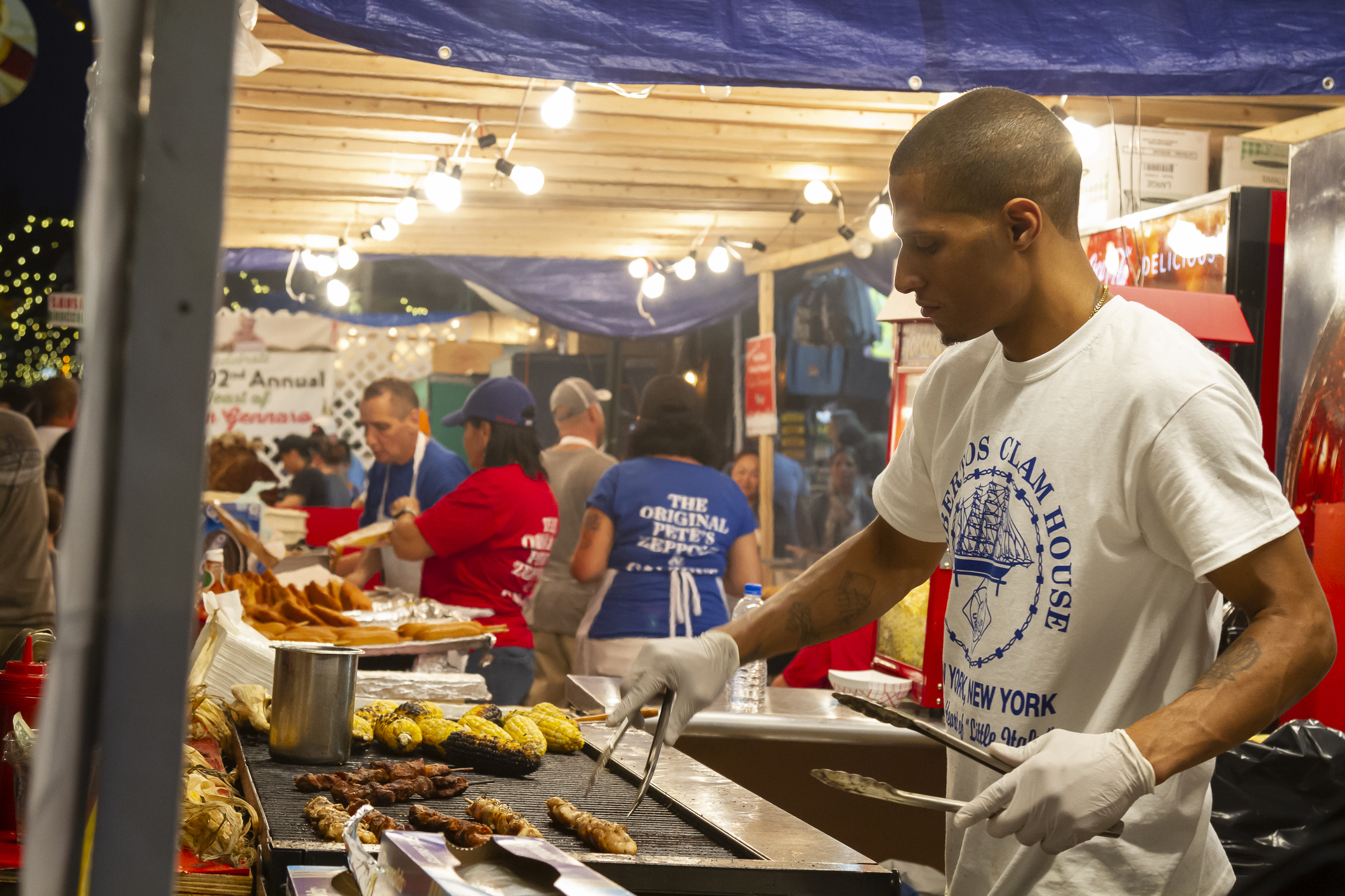 Food stall vendor