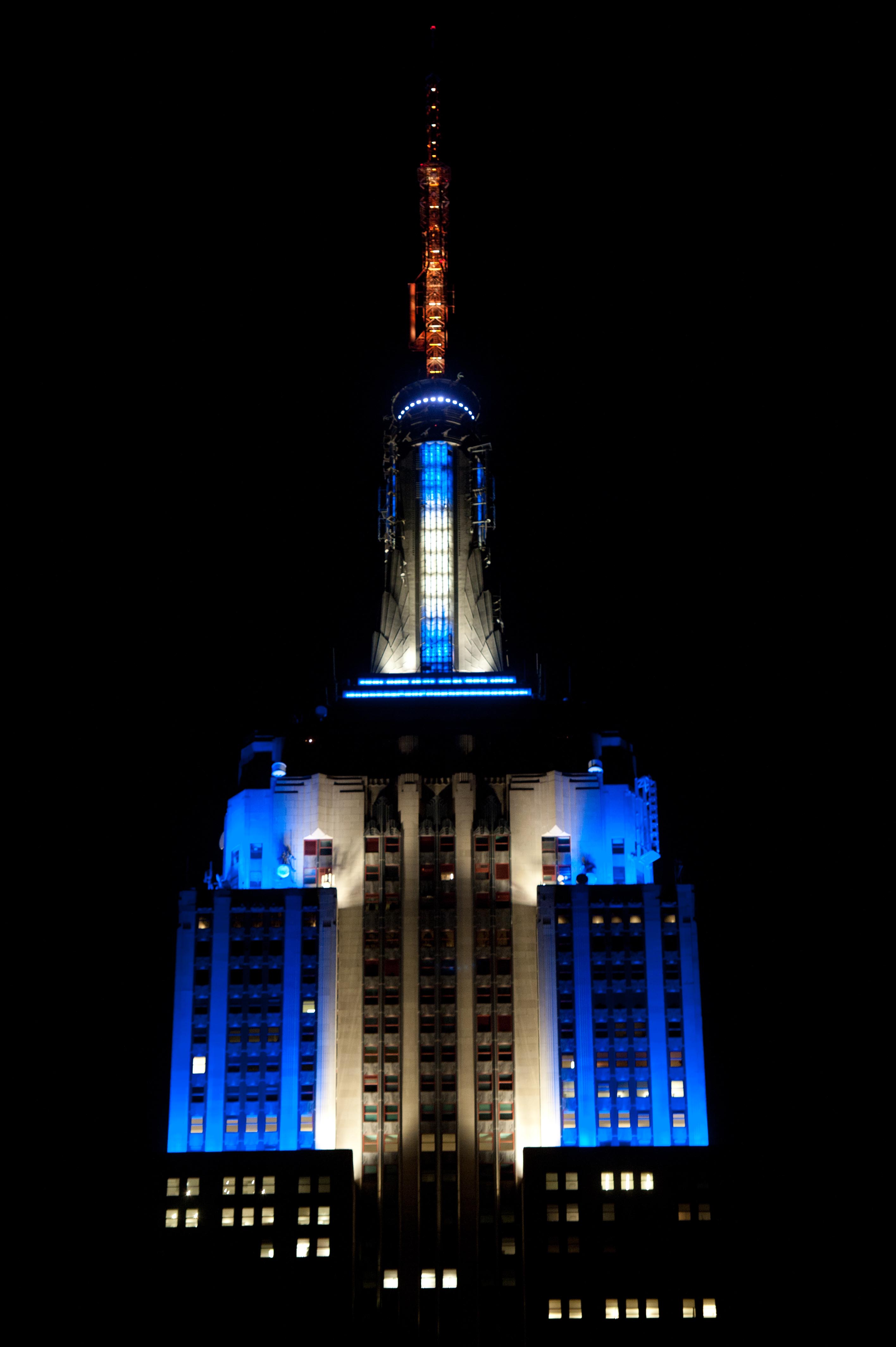 tower lighting 2018 12 08 00 00 00 empire state building empire state building light show 2018
