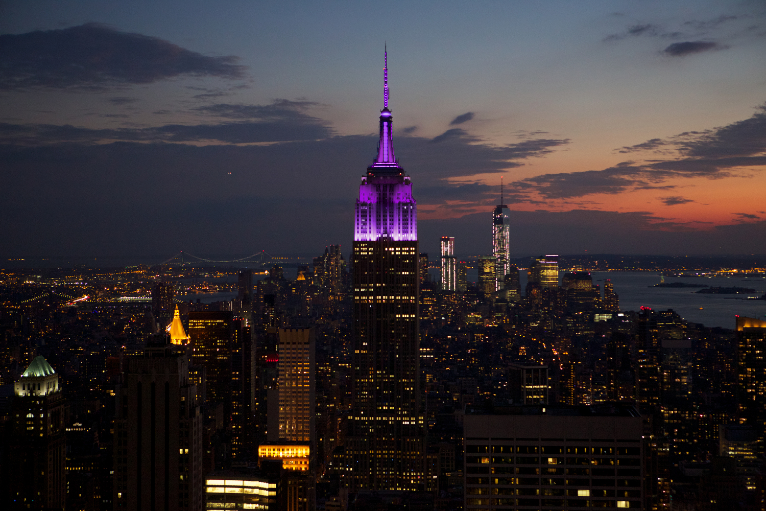 Tower Lighting 2014-05-06 00:00:00 | Empire State Building