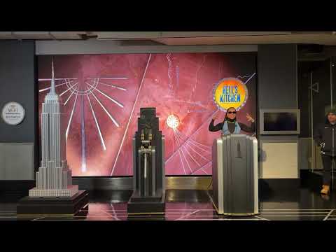 Alicia Keys Lights Up The Empire State Building