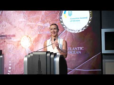 Where did Elina Svitolina celebrate Ukrainian Independence Day? The Empire State Building!!