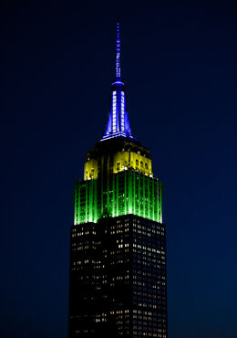 Empire State Buildinエンパイヤステートビル　インテリアライト タワーライト: 今日のニューヨークのライト | エンパイア ステート ビル