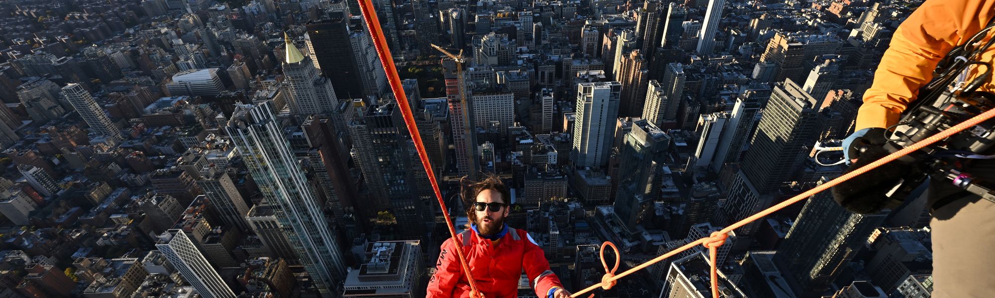 傑瑞德雷托 (Jared Leto) 登上帝國大廈