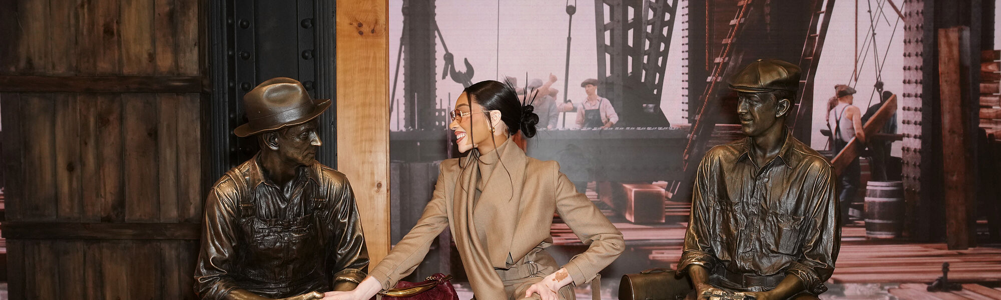 Winnie Harlow at the Construction exhibit