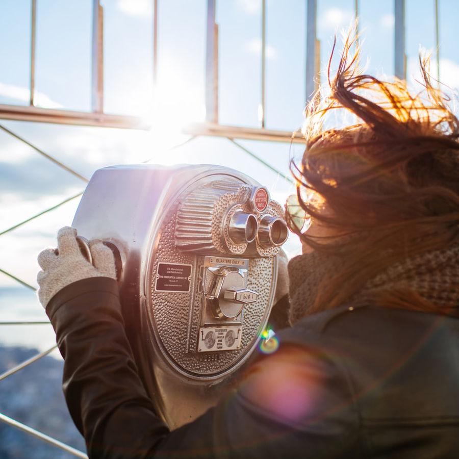 Général - Femme sur 86 - bannière-unsplash