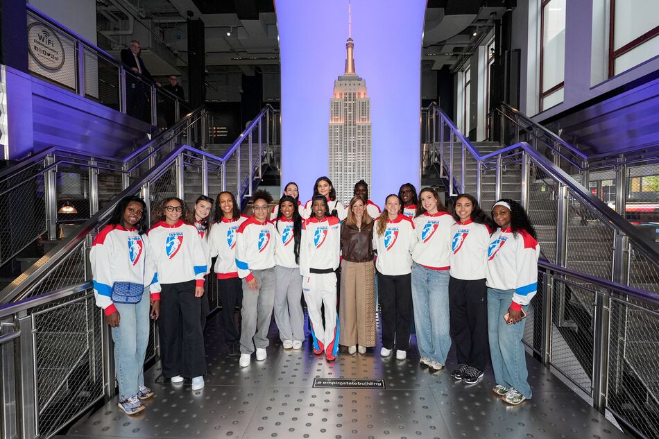 The 2026 WNBA Draftees at the Grand Staircase