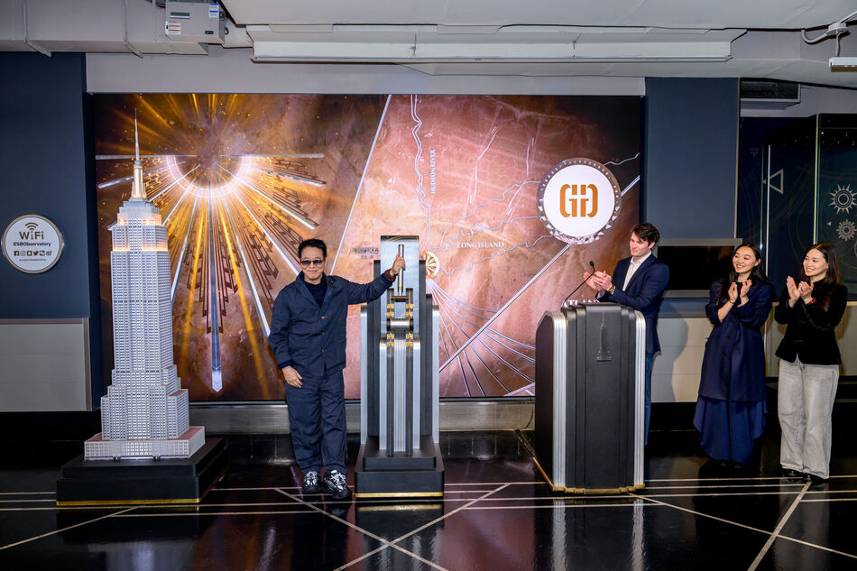 Jet Li lights the Empire State Building
