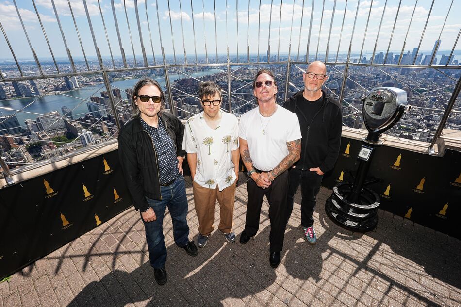 Weezer on the 86th Floor Observation Deck