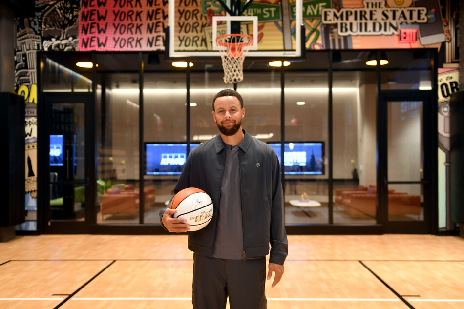 Stephen Curry at the Empire Lounge
