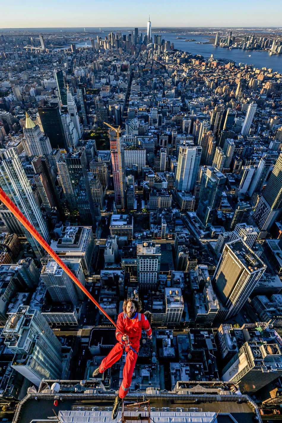Jared Leto is de eerste persoon die het Empire State Building beklimt