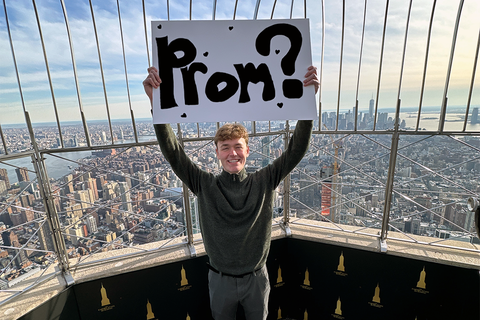 Promposal on the 86th Floor Observatory