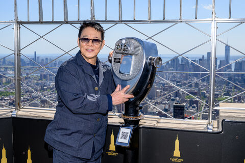 Jet Li on the 86th Floor Observation Deck