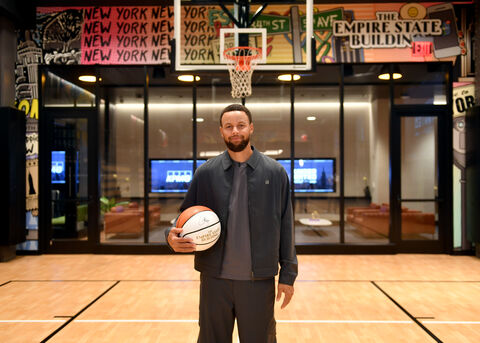 Steph Curry in the Empire Lounge