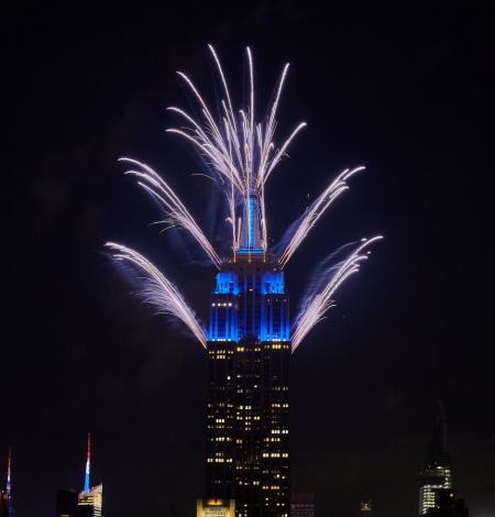 Fogos de artifício da Macys no Empire State Building