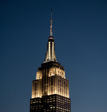 esb in der Abenddämmerung