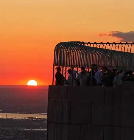 Experience the best NYC sunrise views at the Empire State Building