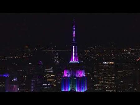 Phantom of the Opera 30th Anniversary Music-to-Light Show