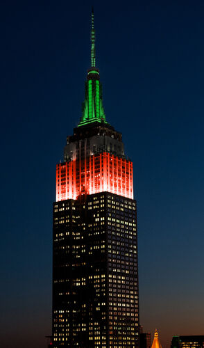 Empire State Buildinエンパイヤステートビル　インテリアライト タワーライト: 今日のニューヨークのライト | エンパイア ステート ビル